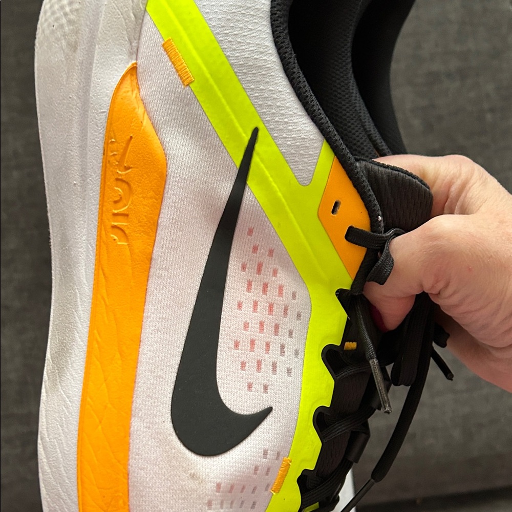 Nike Men's White and Neon Yellow Athletic Shoes - Picture 5 of 7